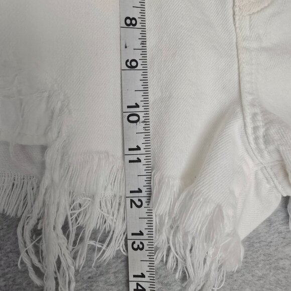 Free People We the Free Sz 30 White Denim Frayed Hem Distressed Festival Shorts - Picture 9 of 9
